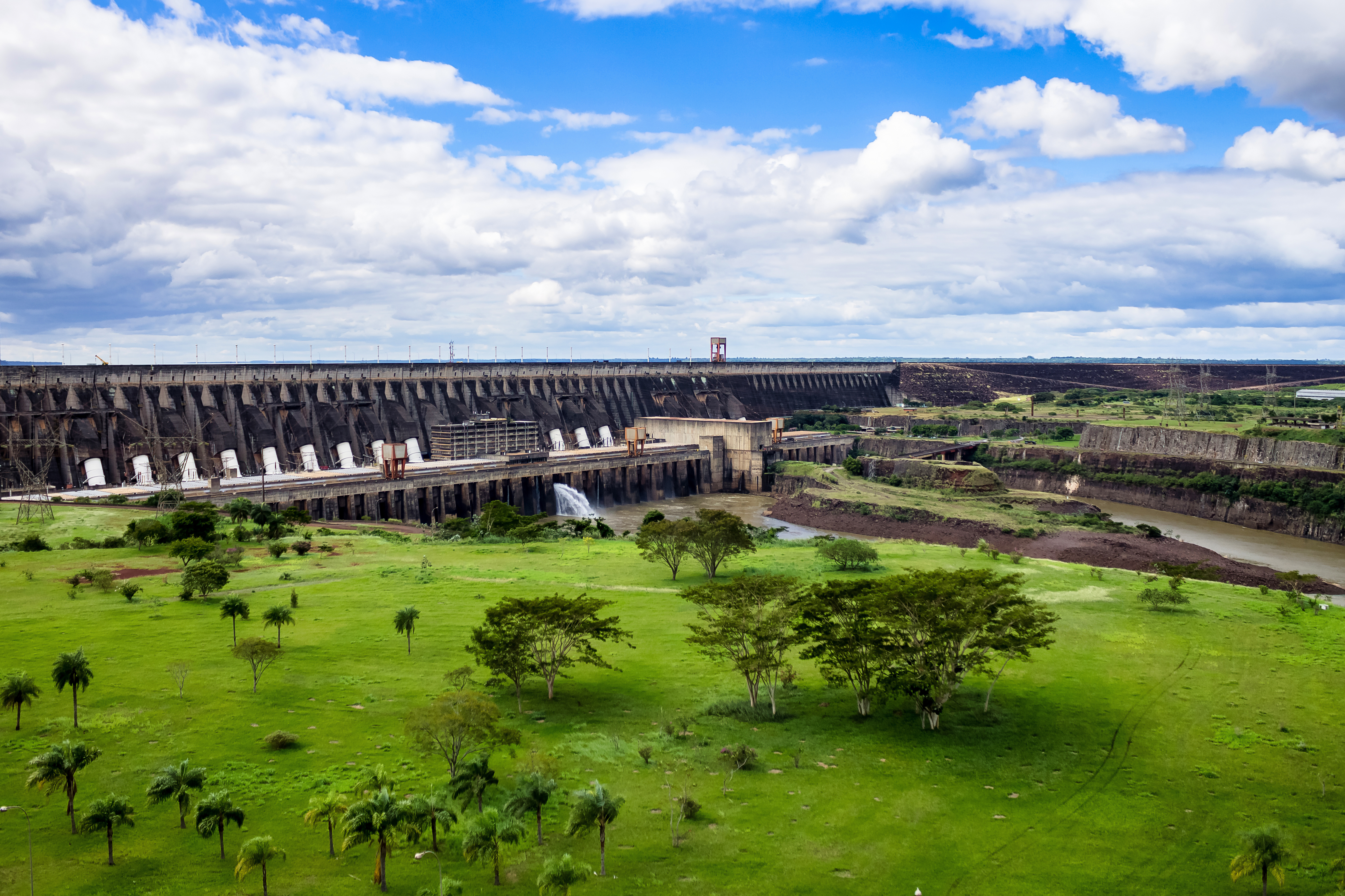 Itaipu Dam